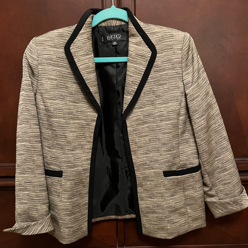 10P Kasper suit jacket